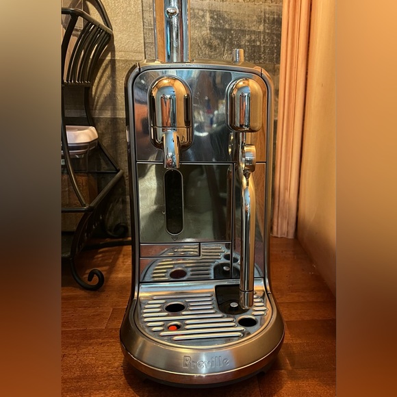 Breville Kitchen Nespresso Creatista Plus Espresso Machine By